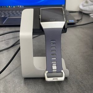 Fitbit blaze with charging stand
